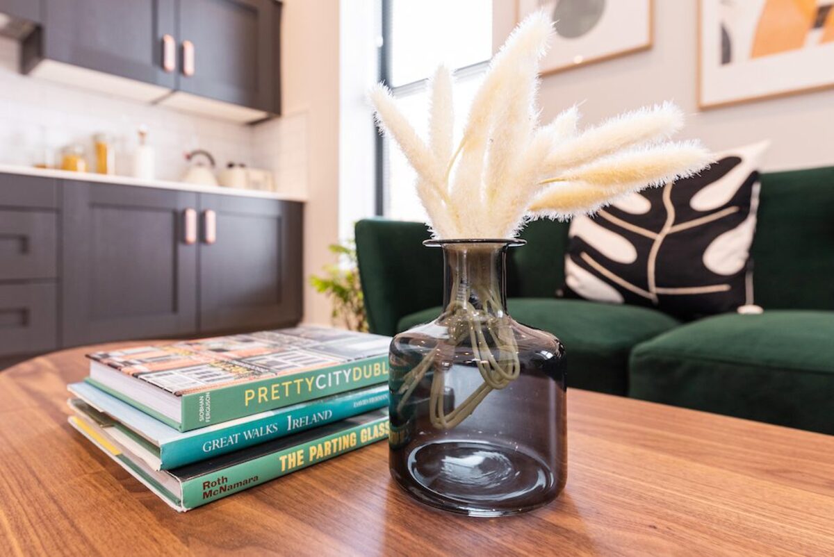 Hallway and entrance in EirStay corporate accommodation Camden Street Dublin 2