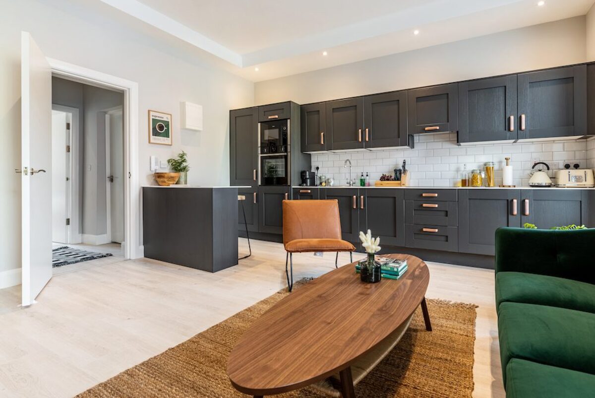 Comfortable lounge area in EirStay corporate accommodation Camden Street Dublin 2