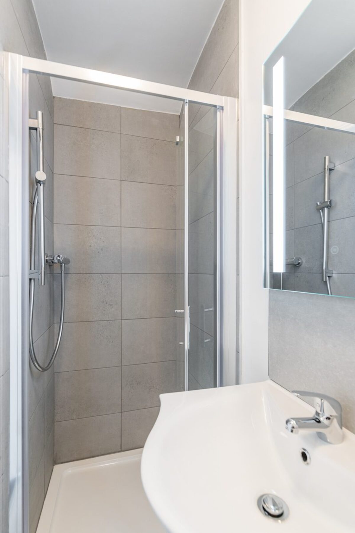 Entrance area in EirStay loft corporate accommodation Ranelagh Dublin 6